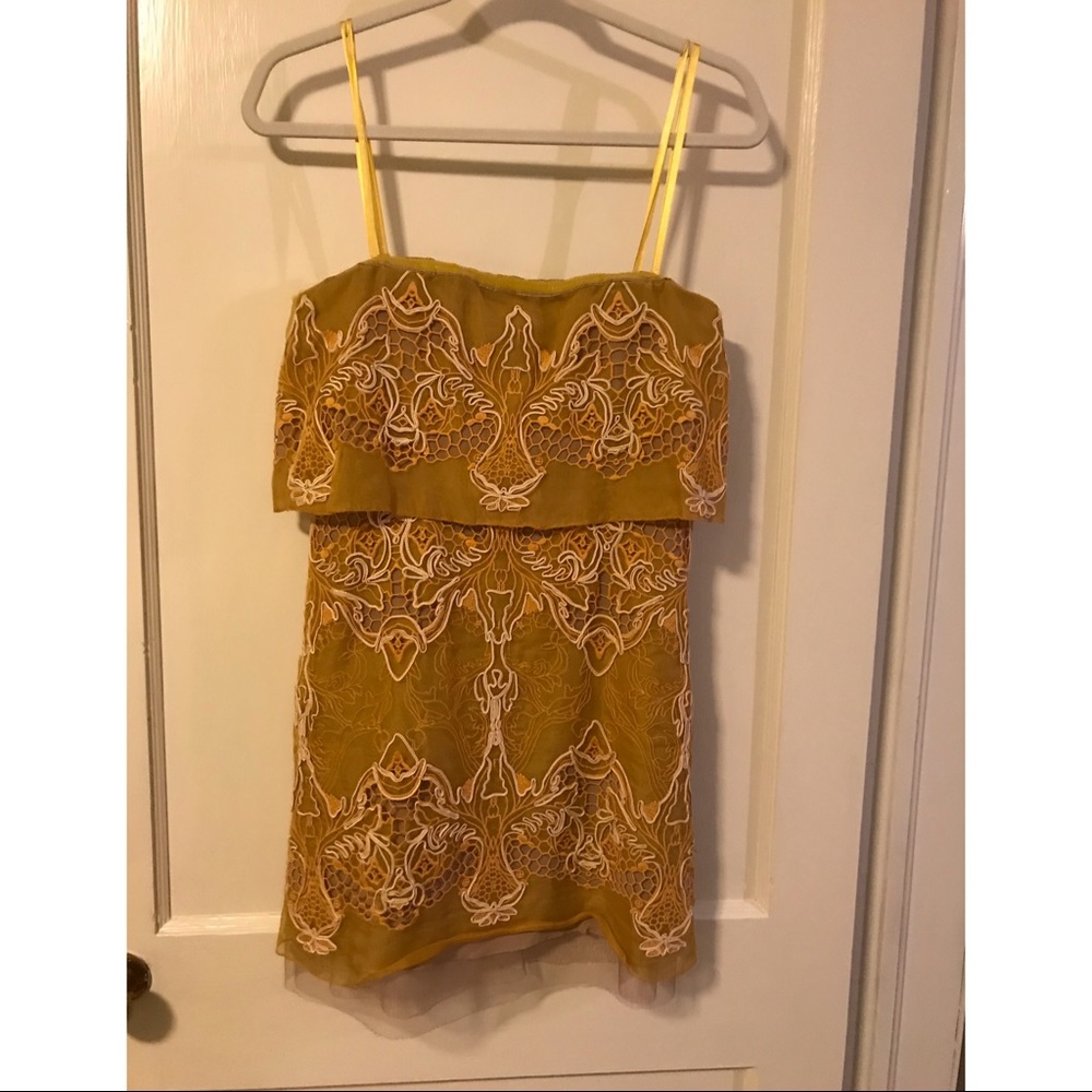 Really cute cocktail dress in great condition!